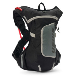 USWE CAMEL BAG ROWEROWY I MOTO MODEL RAW 4 DIRT KOLOR SZARY/CZARNY MOTO/ROWER POJEMNOŚC 3L PŁYN (4 L PLECAK + 3L PŁYN) ZASTĄPION