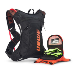 USWE CAMEL BAG MOTO HYDRO 3 FACTORY ORANGE KOLOR CZARNY/POMARAŃCZOWY MOTO/ROWER POJEMNOŚĆ 2L PŁYN (3L PLECAK + 2L PŁYN) - ZASTĘP