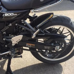 Błotnik Pyramid Gloss Black Kawasaki Z 900 RS 2017-Aktualny