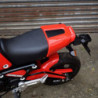 Osłona siedzenia Pyramid Gayety Red & Gloss Black Honda MSX 125 2021-Aktualne