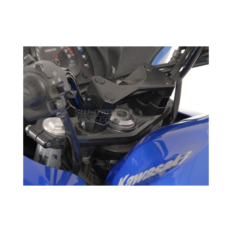 Podwyższenie kierownicy SW-MOTECH 20mm do Kawasaki Z750R [11-12] - czarne