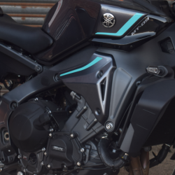 Przednie panele wypełniające Pyramid Burza lodowa Yamaha MT-09 2025-Aktualne