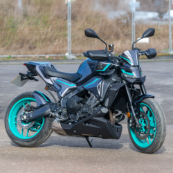 Pług Pyramid Niepomalowana Yamaha MT-09 inc. SP 2021-Aktualna