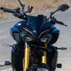 Osłony reflektorów Pyramid Matowa czerń Yamaha MT-10 z SP 2022-Aktualne