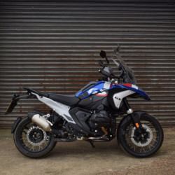 Panele wypełniające Pyramid Matowa czerń BMW R 1300 GS 2023-Aktualne