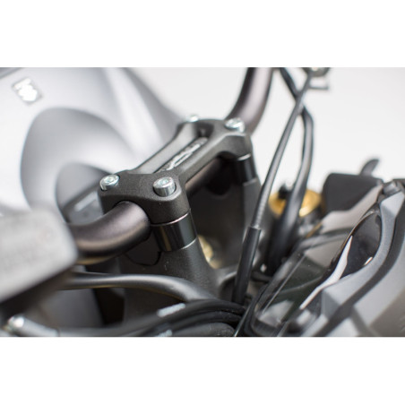 Podwyższenie kierownicy SW-MOTECH 20mm do Suzuki GSX-S1000 /F [15-] - czarne