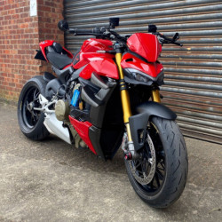 Osłona przeciw owadom Pyramid Wygląd karbonu Ducati Streetfighter V4 SP 2021-2024