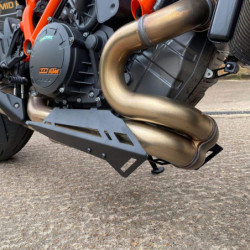 Nakładki na wydech Pyramid Matowa czerń KTM 1290 Super Duke R 2020-Aktualne