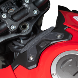 Ozdoba na zbiornik paliwa w kształcie piramidy Matowa czerń Honda CB1000 Hornet (z SP) 2025-Aktualne