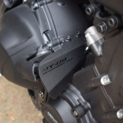 Osłona linki sprzęgła Pyramid Matowa czerń Yamaha MT-09 SP 2021-Aktualna