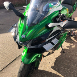 Skrzydła Pyramid GP Matowa czerń Kawasaki Ninja H2 SX 2018-2021