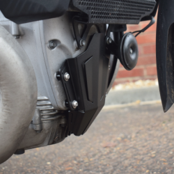 Osłona silnika Pyramid Matowa czerń Moto Guzzi V100 Mandello S 2022-Aktualny