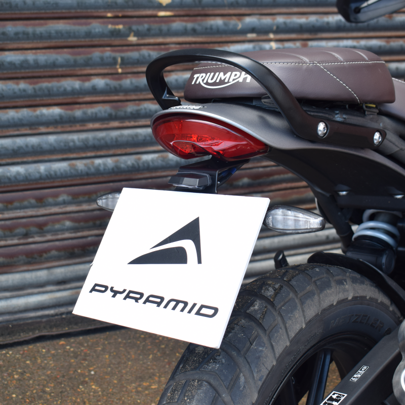 Pyramid Tail Tidy Matowa czerń Triumph Speed 400 2024-Aktualne