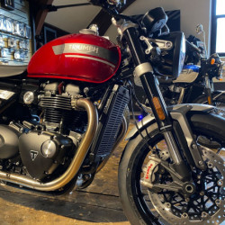 Osłona chłodnicy Pyramid Matowa czerń Triumph Speedmaster 2018-Aktualna