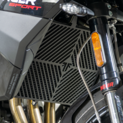 Osłona chłodnicy Pyramid Matowa czerń Triumph Tiger Sport 800 2025-Aktualny