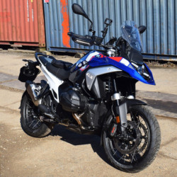 Naklejki Pyramid BMW R 1300 GS Wkład panelu wypełniającego biały zestaw 2 szt.