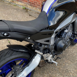 Panel wypełniający Pyramid Aluminium (prawy) Matowa czerń Yamaha MT-09 SP 2021-2023