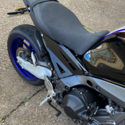 Panel wypełniający Pyramid Aluminium (prawy) Matowa czerń Yamaha MT-09 SP 2021-2023