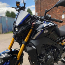 Owiewka Pyramid Tech Black Yamaha MT-09 2021-2023