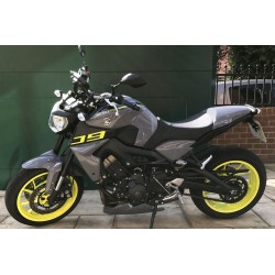 Nakładka na siedzenie Pyramid do Yamaha MT-09 [13-16] czarna