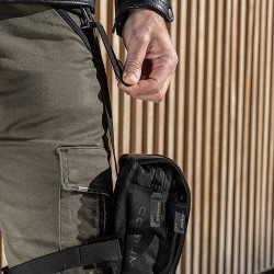 Wodoszczelna saszetka na udo GIVI CRM104