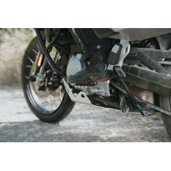 Zestaw podnóżków EVO Sw-Motech do Triumph Tiger Explorer 1200 [15-17-]