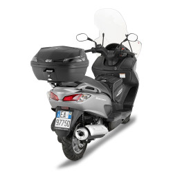 Mocowanie pod kufer centralny do Suzuki Burgman 125-200 K7-K8-K9-L0-L1-L2-L3 [06-13] - Givi SR3106 (zgodne z Kappa KR3106)