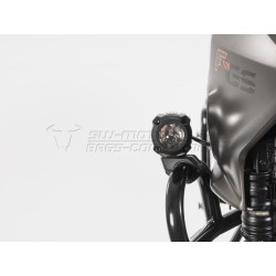 Uniwersalne mocowania halogenów Sw-Motech na gmole