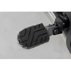 Zestaw podnóżków ION Sw-Motech do BMW R1200R [16-18]