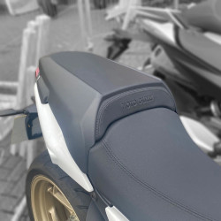 Nakładka na siedzenie Pyramid do Moto Guzzi V100 Mandello / S [22-]