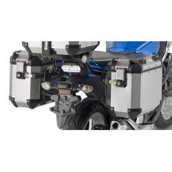 Stelaż pod kufry boczne Trekker Outback do Honda NC750 S/X [16-] - GIVI PL1146CAM