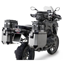 Stelaż pod kufry boczne Trekker Outback do Triumph Tiger Explorer 1200 [12-] - GIVI PL6408CAM