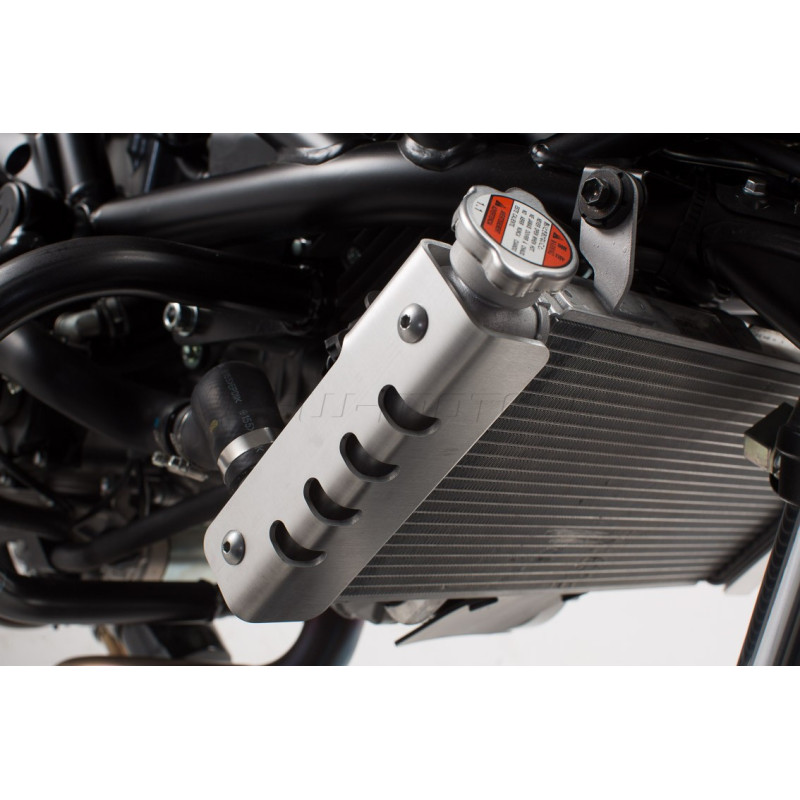 Osłona chłodnicy oleju Sw-Motech do Suzuki SV650 ABS [16-]