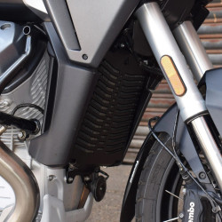 Osłona chłodnicy Pyramid do Moto Guzzi V100 Stelvio [23-]