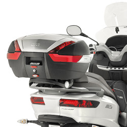 GIVI STELAŻ KUFRA CENTRALNEGO Z PŁYTĄ MONOKEY - PIAGGIO MP3 500IE SPORT/BUSINESS (14   15)