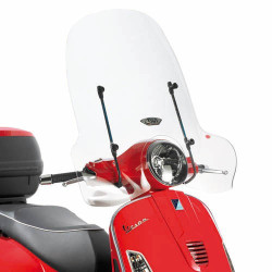 Szyba turystyczna Givi 104A do Piaggio Vespa 125-200 [03-08] / Vespa GTS 250 [06-11] / Vespa GTS