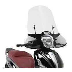 Szyba turystyczna Givi 5606A do Piaggio Beverly 125ie-300ie [10-13] / Beverly 350 Sport Touring [12 -13], wymaga A566A